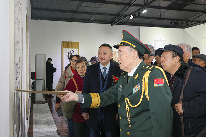 椽笔继风骨 丹心书华章 ——星瑞集团联合主办纪念陈毅元帅诞辰120周年曾祥元将军诗书展(图14)