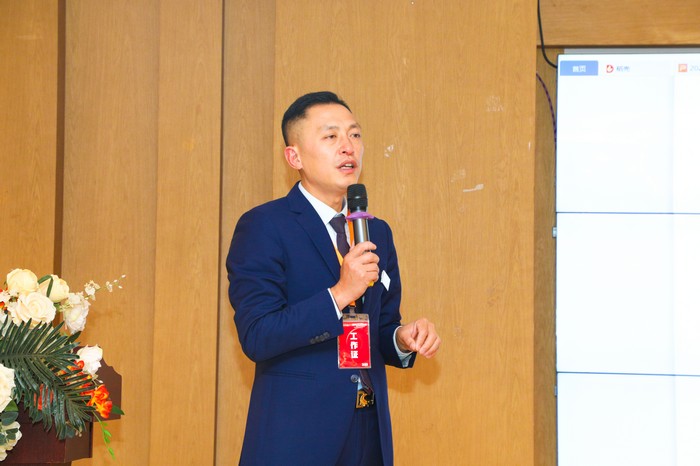 夯实理论根基 增进服务本领 ——星瑞集团市场推广部举行推广专员培训动员会议(图5)