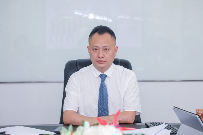 紫云之光科技有限公司召开半年工作总结会议(图4)
