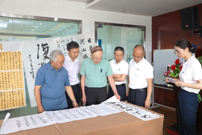致敬新时代 同书祖国好 ——星瑞集团喜迎党的二十大星瑞杯书法大赛正式进入评审阶段(图9)
