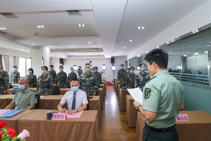 编组入列 无限荣光——星瑞集团举行民兵排成立仪式(图6)
