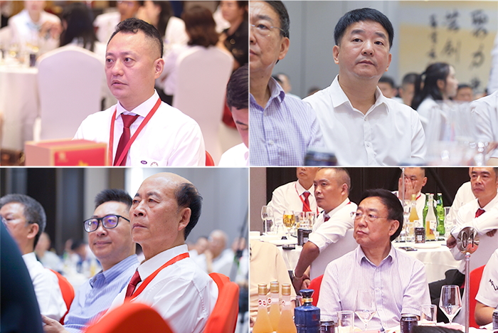 踔厉奋发谋发展 接续奋进再扬帆 ——吕状文董事长连任四川省重庆商会会长(图3)
