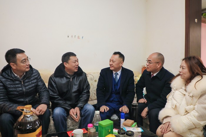 发扬优良传统 关爱退役军人 ——星瑞集团联合开展走访慰问贫困退役军人“暖冬行动”(图11)