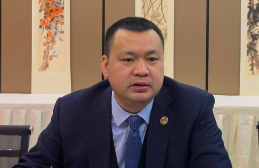 坚持绿色发展高质量之路——星瑞集团执行总裁莫勇一行考察蜂奥生物(图3)