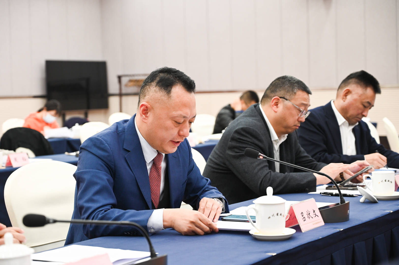 积极建言 共建四川 ——四川省政协委员吕状文参加民营企业委员学习调研座谈会(图3)