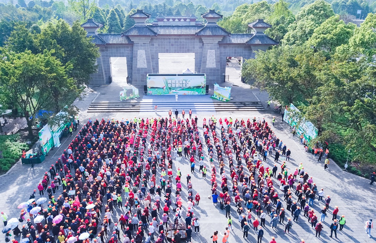 星瑞集团第三季踏青游系列活动成都站圆满收官(图1)