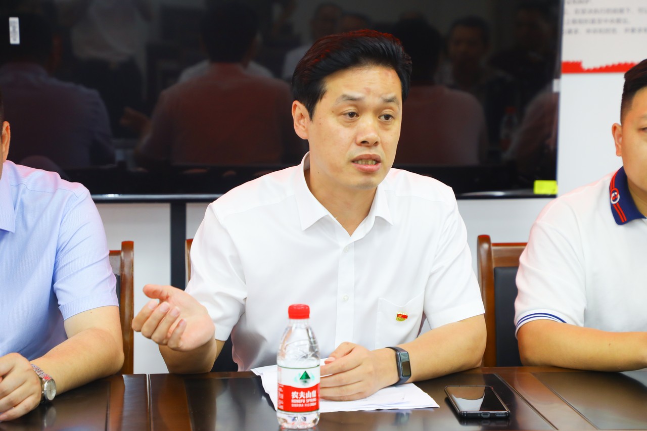 感党恩 叙乡情 助振兴 ——星瑞集团开展“七一”建党节慰问捐赠活动(图15)
