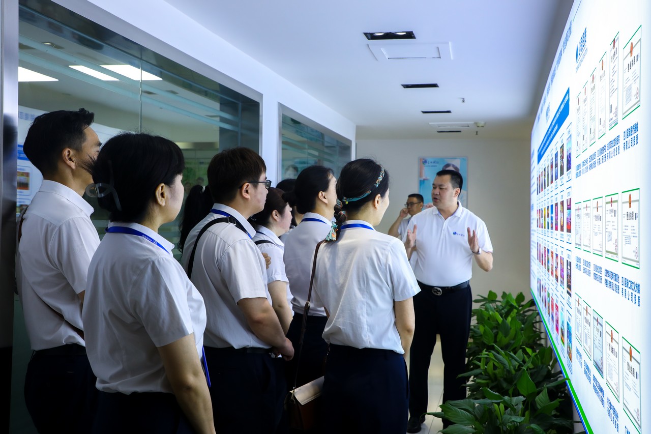 观摩交流拓思路 互学互鉴促发展 ——星瑞集团扎实开展产业间相互观摩交流活动(图2)