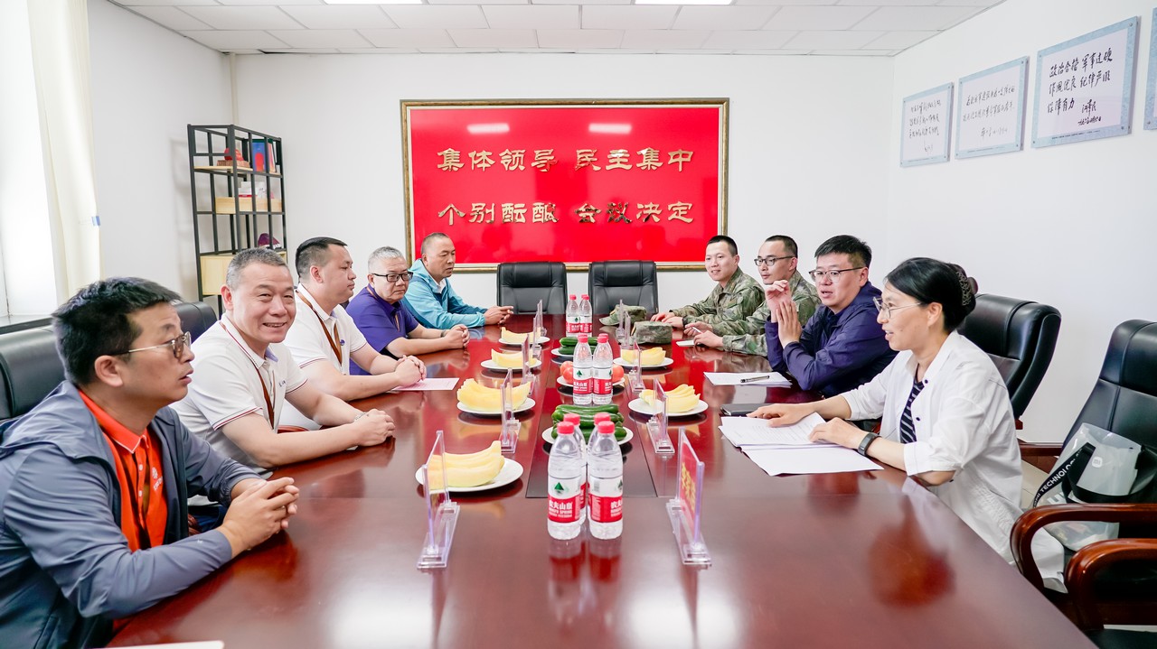 星瑞集团赴新疆对69344部队两个边防连进行慰问(图3)