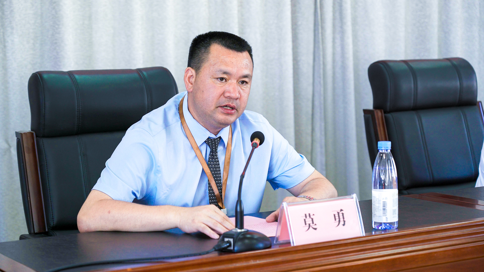 13名推广专员被新疆阿勒泰地区林业和草原局授予首届首批“大果沙棘推广大使”称号(图8)