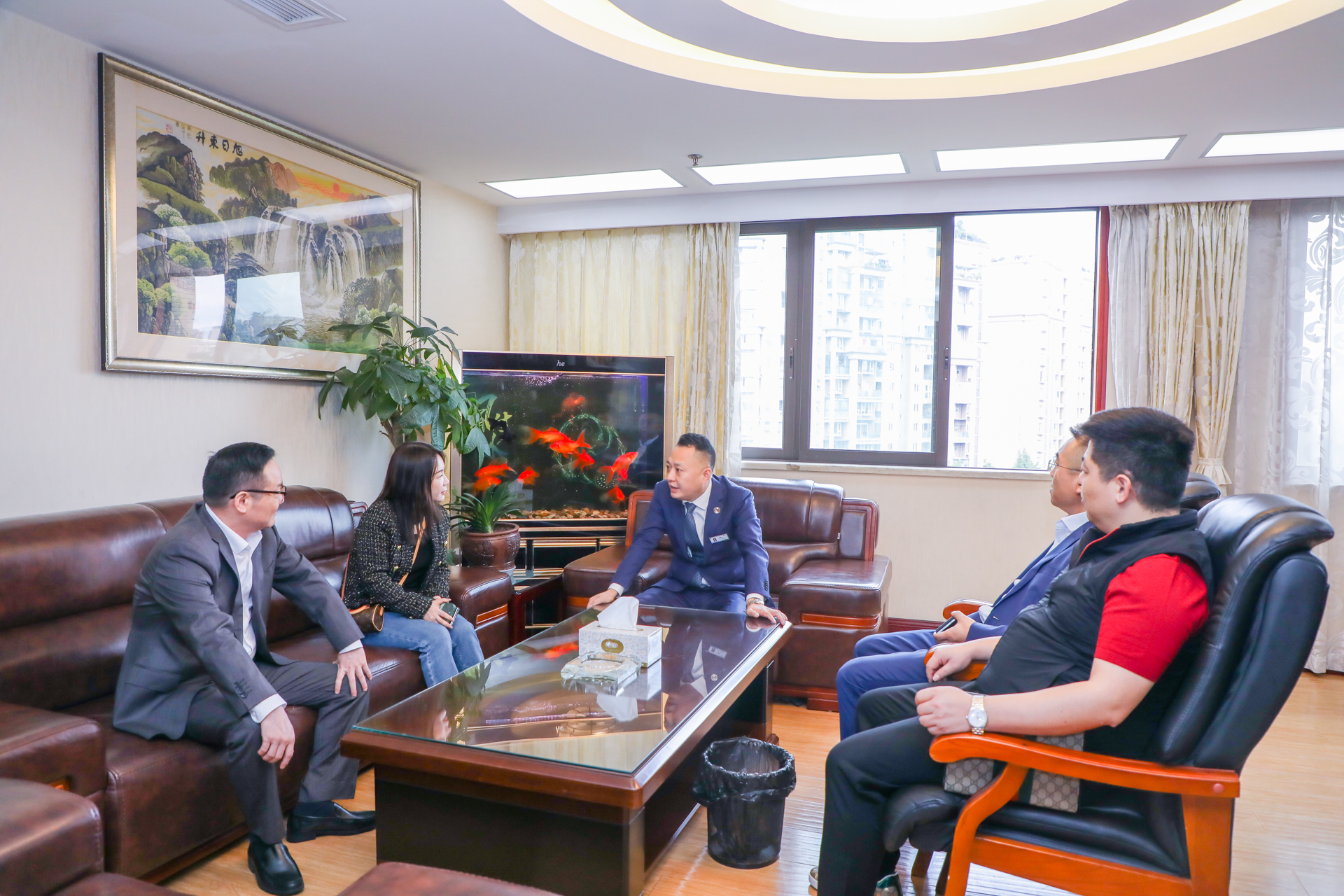 江苏省养老服务标杆企业、江苏省“敬老文明号”、全国“敬老文明号”——江苏悦心养老产业集团领导一行莅临星瑞集团考察交流(图3)