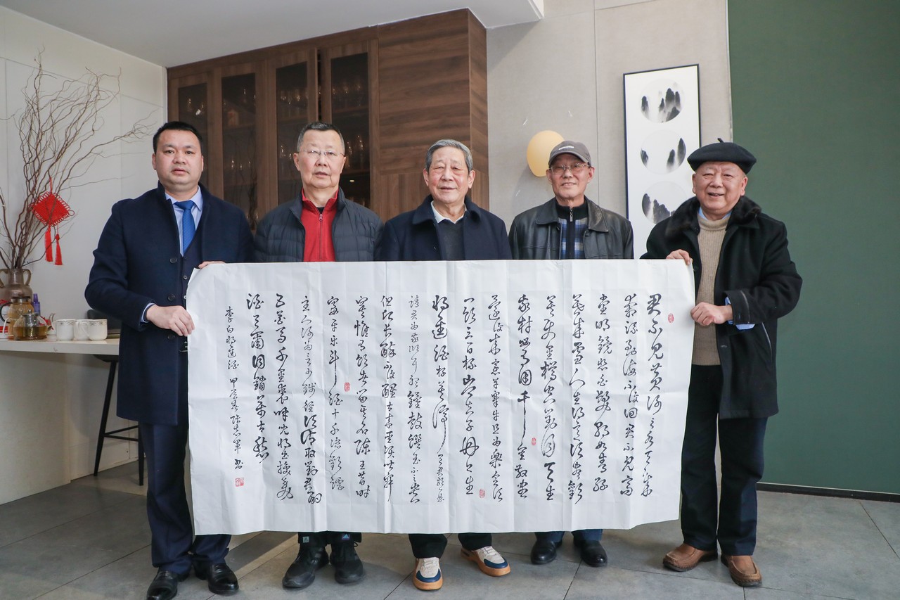 将军关怀 如沐春风 ——部分在蓉老将军莅临星瑞集团旗下成都万瑞国际健康养老中心参观指导(图7)