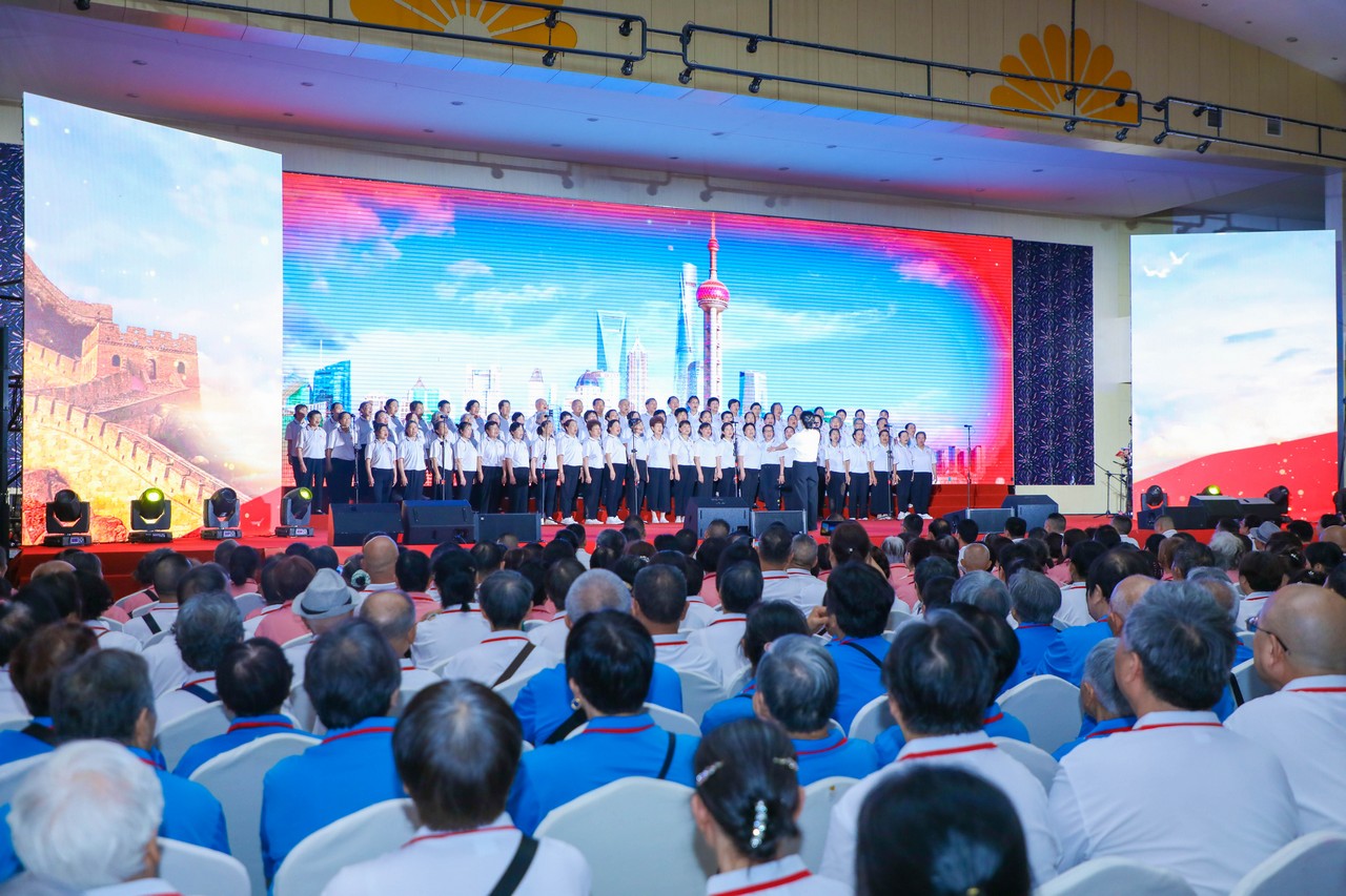 红歌献党庆华诞 矢志健康照初心 ——星瑞集团2024年庆“七·一”主题歌咏活动在新都盛大举行(图8)