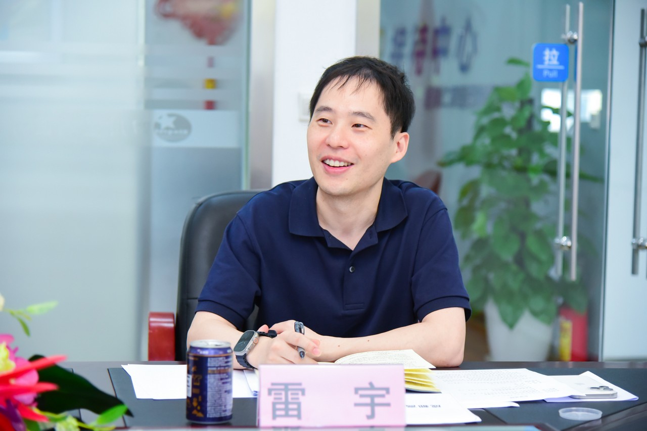 成都高新区社区治理和社会保障局领导一行莅临星瑞集团考察交流(图7)
