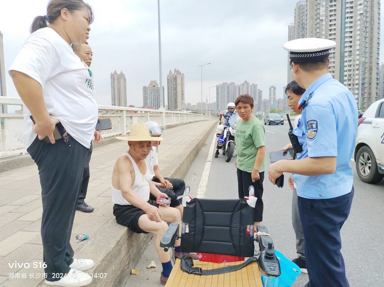 危急时刻显本色 见义勇为暖人心 ——星瑞湖南区域员工戴俊豪舍己救人先进事迹(图2)