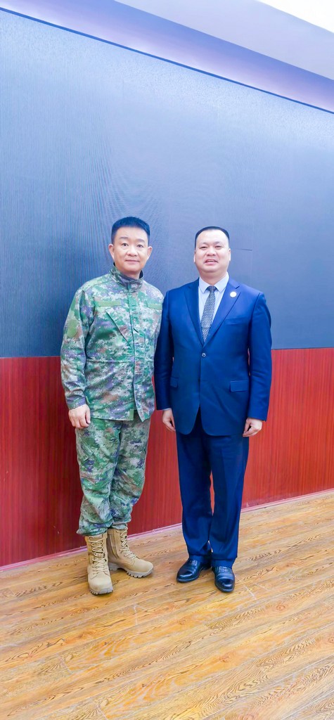 执行总裁莫勇应邀出席“筑梦军旅军歌嘹亮•双拥共建鱼水情深——成都高新区新兵慰问演出进军营活动”(图14)