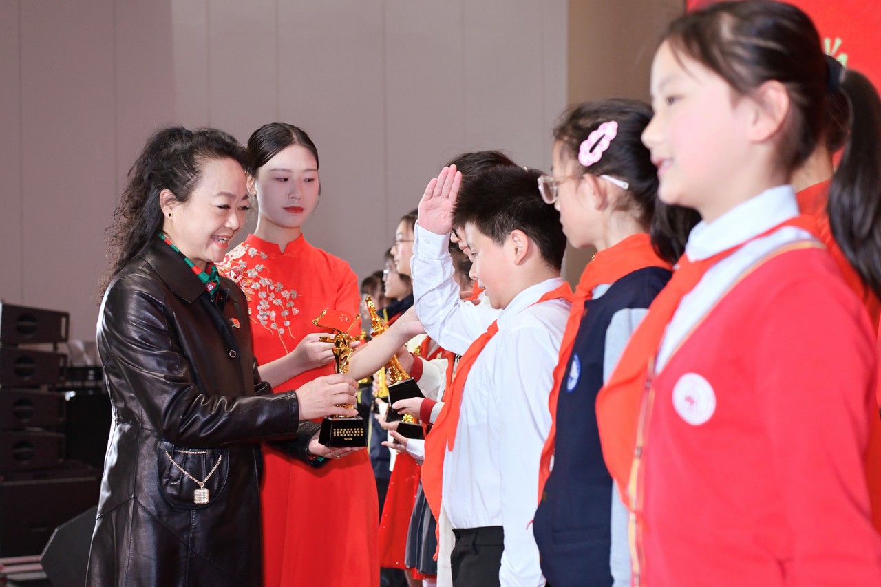 “强国有我·逐梦未来”2024年成都市校园国防教育暨红色宣讲员大赛颁奖典礼在成都星瑞墨林艺术酒店成功举行(图14)