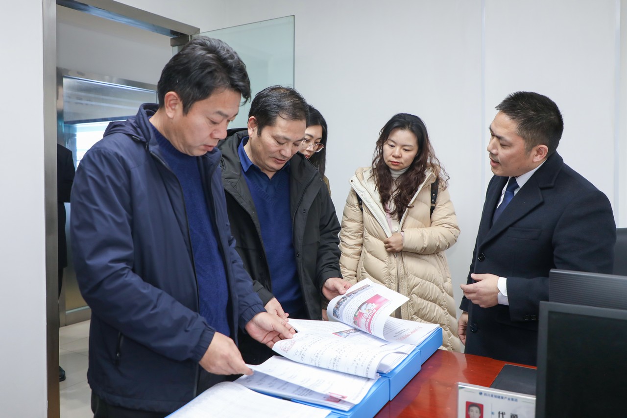 泰州市退役军人事务局、民政局、爱国拥军促进会领导一行莅临星瑞集团考察交流(图6)