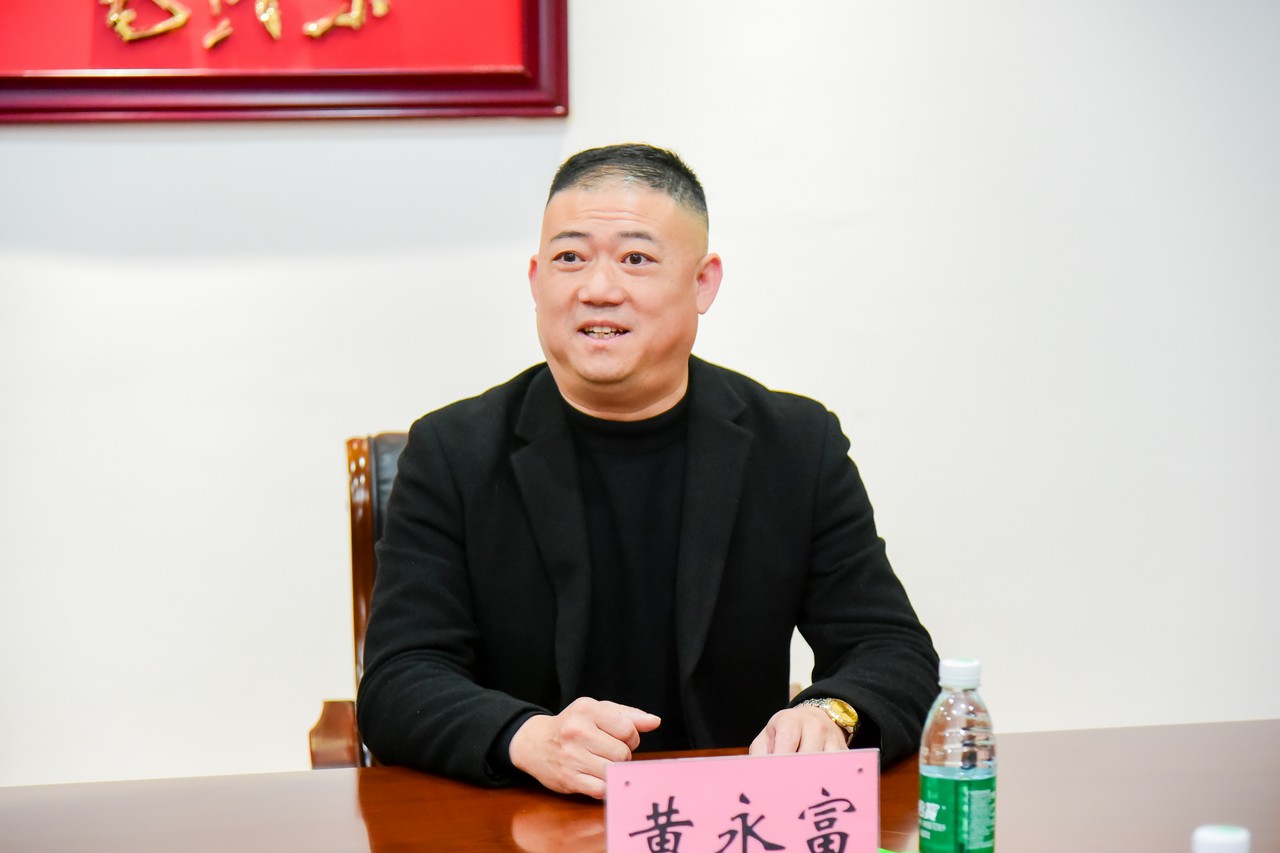 节前慰问显真情 殷殷关怀暖军心——星瑞集团联合四川汉茂药业慰问解放军驻蓉某部(图4)