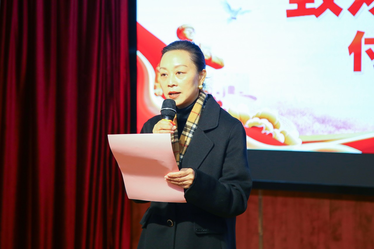 星瑞集团承办的“军地联建学雷锋，真情温暖夕阳红——学雷锋纪念日敬老爱老主题活动”在蓉举行(图4)