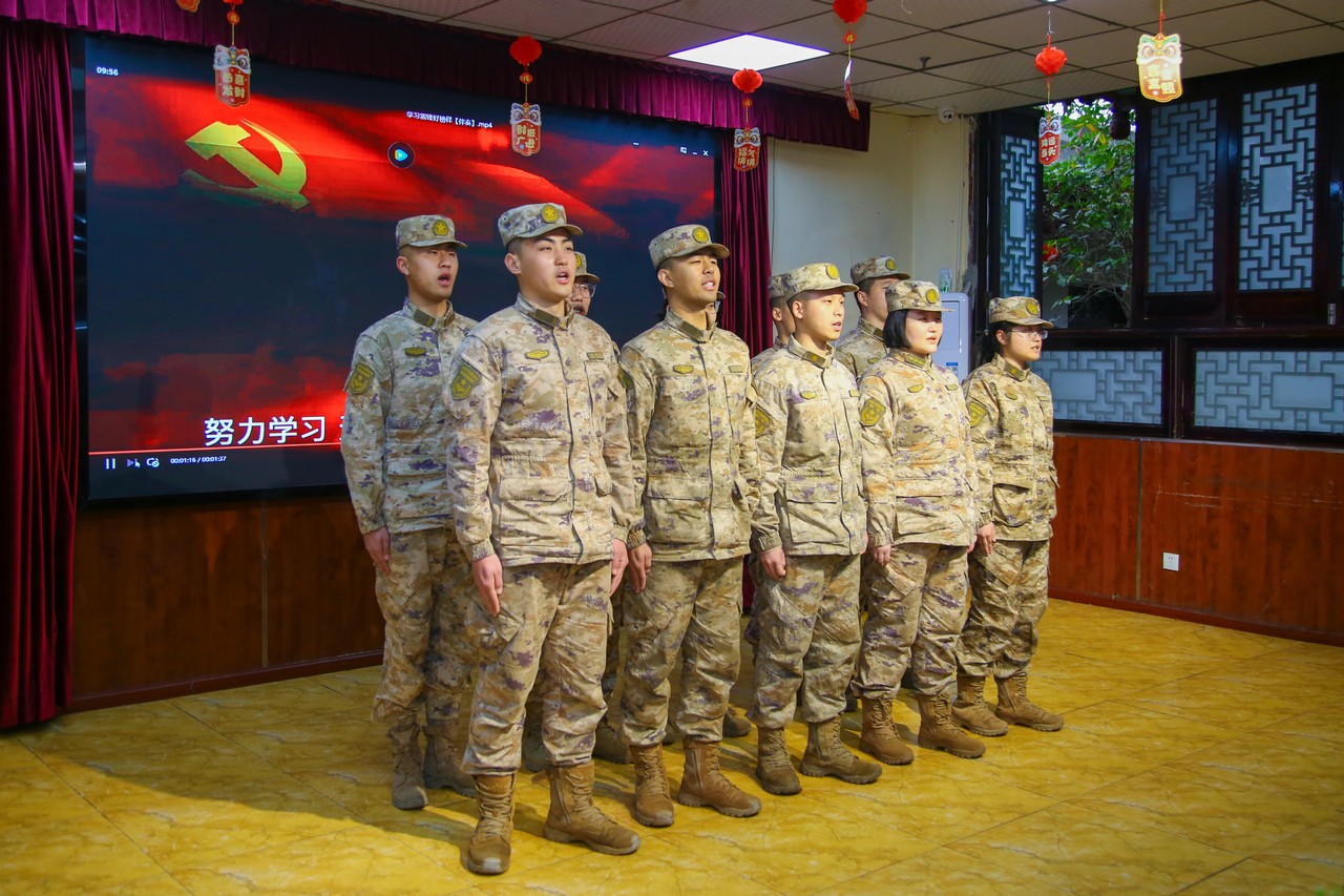 星瑞集团承办的“军地联建学雷锋，真情温暖夕阳红——学雷锋纪念日敬老爱老主题活动”在蓉举行(图7)