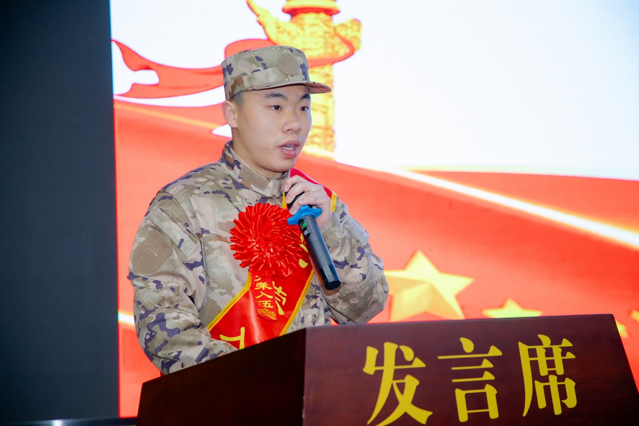 吕状文董事长应邀出席成都市武侯区（高新区）2025年春季新兵入藏欢送仪式(图8)