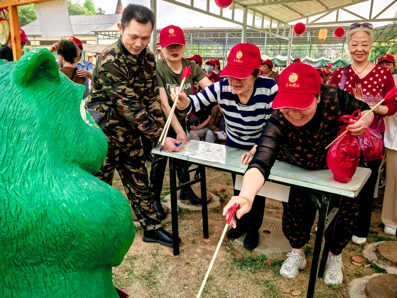 春日有约 银龄同乐 ——星瑞集团2025年千人踏青游活动（第五季）湖南长沙站盛大举行(图5)
