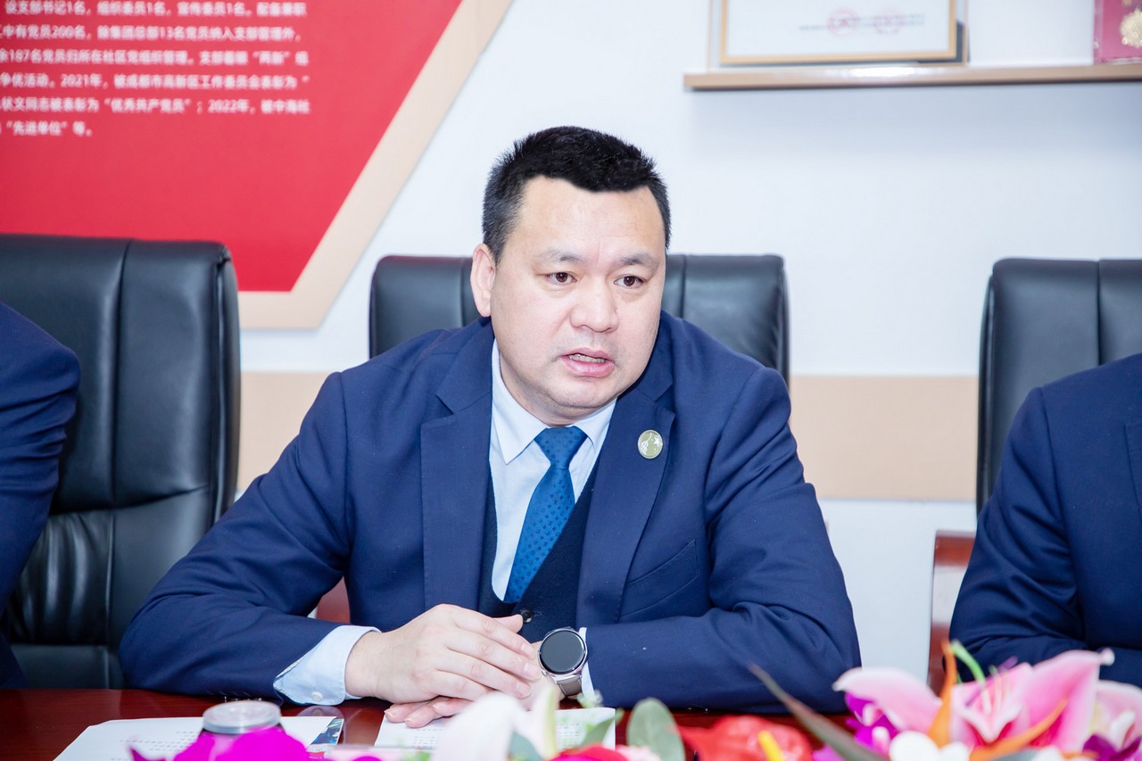 星瑞集团赞助成都市老年人体育协会第一届太极联赛的签约仪式成功举行‌(图3)