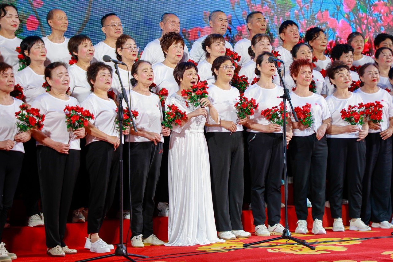 赤心永驻 声颂华章——星瑞集团庆祝中国共产党成立104周年主题歌咏比赛在蓉成功举行(图19)