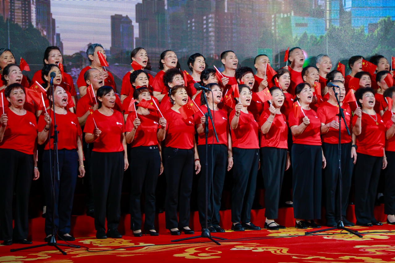 赤心永驻 声颂华章——星瑞集团庆祝中国共产党成立104周年主题歌咏比赛在蓉成功举行(图15)