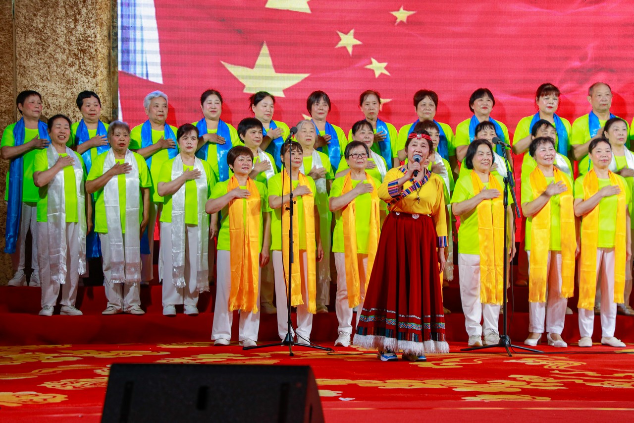 赤心永驻 声颂华章——星瑞集团庆祝中国共产党成立104周年主题歌咏比赛在蓉成功举行(图22)