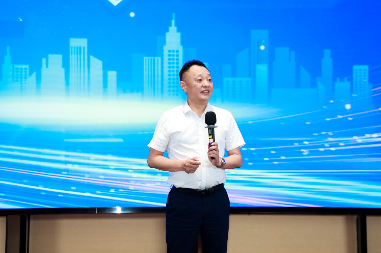 星瑞集团2025年区域负责人年中总结会议圆满结束(图3)