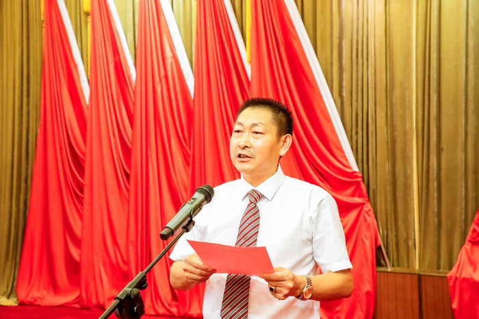星瑞集团荣膺“助推脱贫攻坚爱心捐赠优秀称号”(图3)