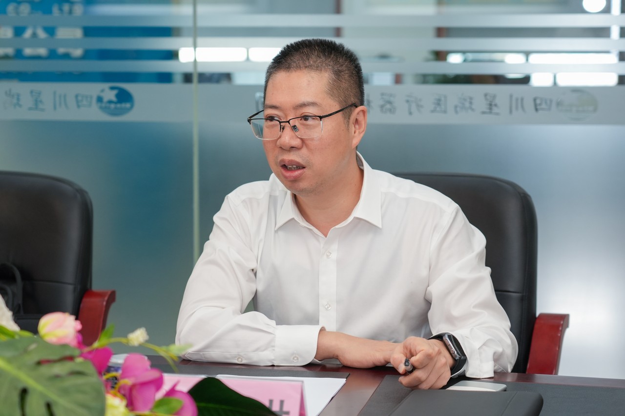 重庆市江北区人民政府副区长廖光洪一行莅临星瑞集团考察交流(图7)