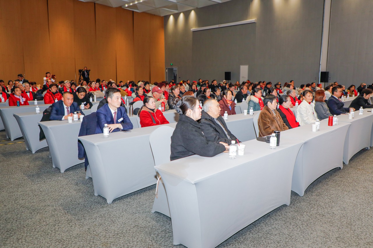 “羊”帆奋进迎新岁 犇牛驰骋护三江——开元ky棋8924三江源生态牦牛肉感恩抽奖直播活动成功举行(图4)