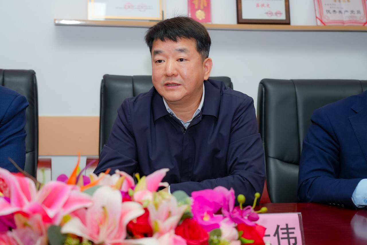 重庆市涪陵区罗云镇人民政府领导一行莅临星瑞集团考察交流(图9)