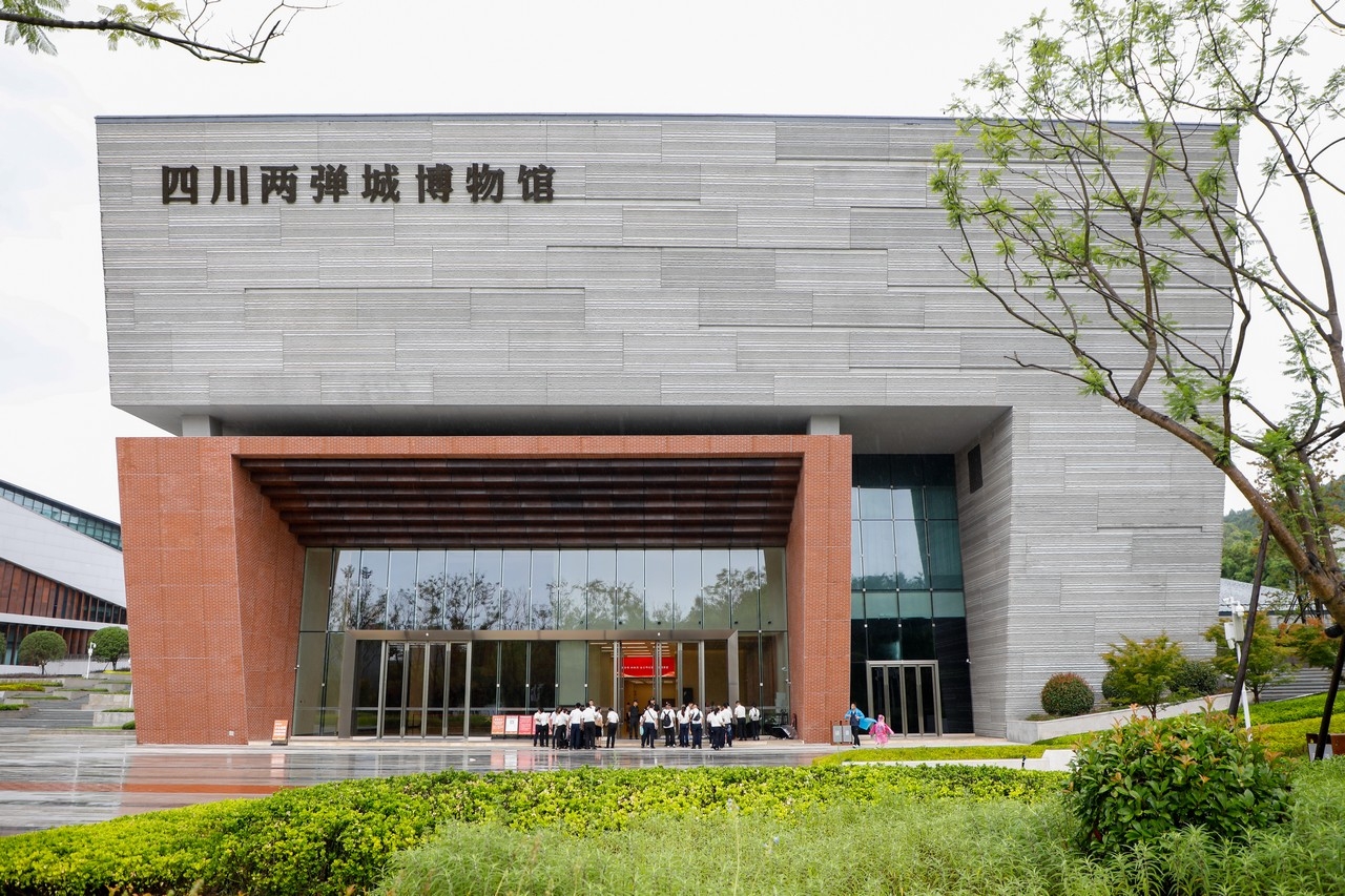 星瑞集团党支部走进梓潼两弹城开展主题党日活动(图1)