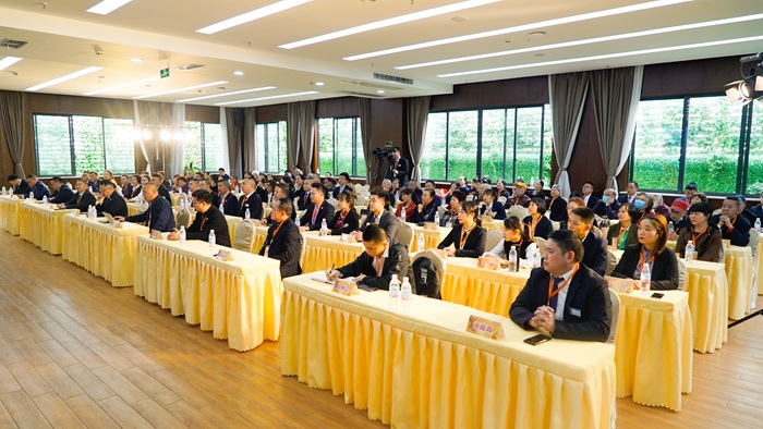 垦荒先锋路 绿水青山情 ——新疆阿勒泰沙棘项目推介暨签约仪式在星瑞集团举行(图6)