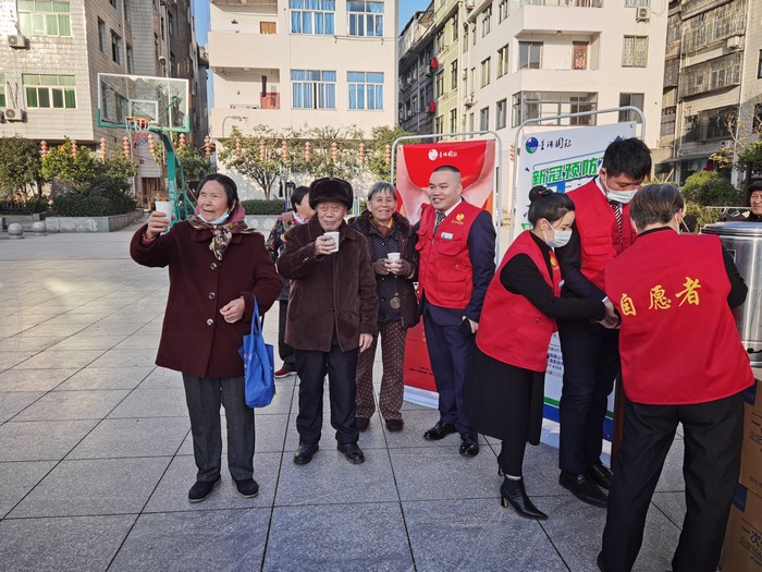 无疫家园 共同守护——星瑞集团金华区域向永康市西津经济合作社党群服务中心捐赠防疫物资(图6)