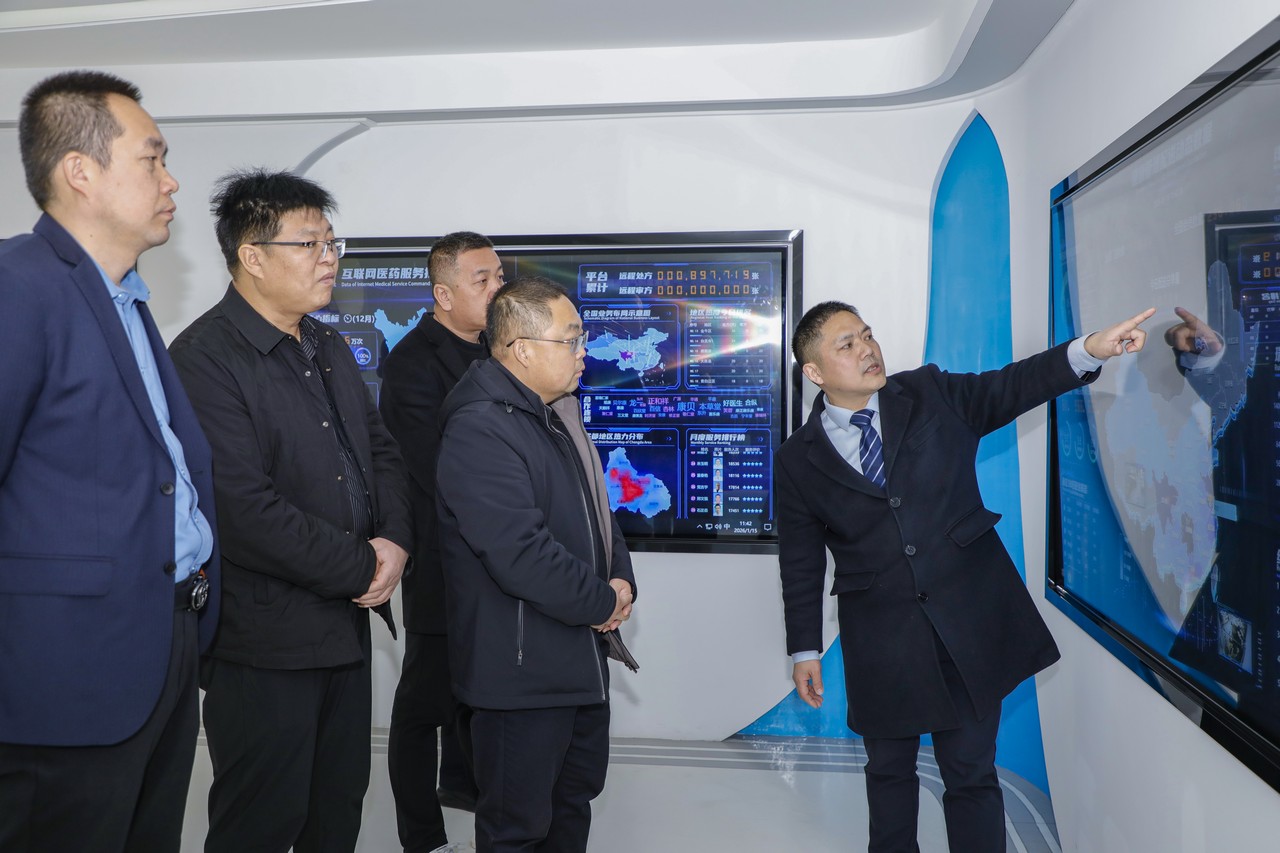 甘肃省瓜州县民政局局长罗京平一行莅临开元ky棋8924考察交流(图3)