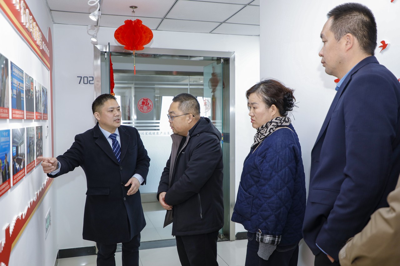 甘肃省瓜州县民政局局长罗京平一行莅临开元ky棋8924考察交流(图2)